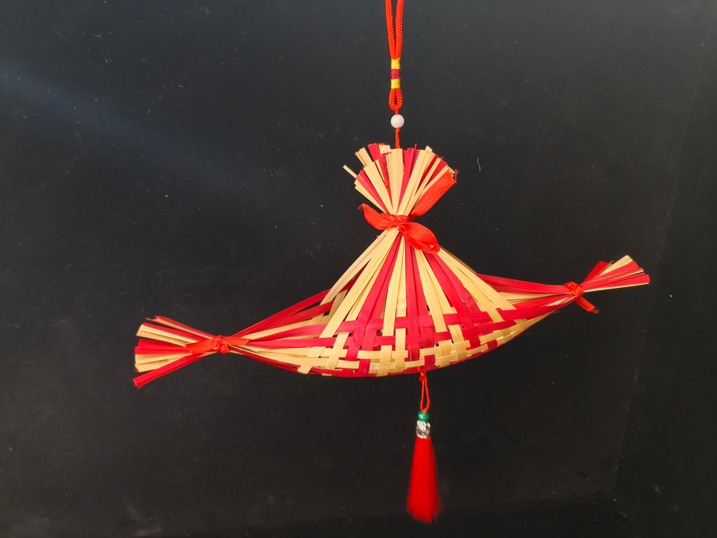 Weave a Vibrant Centerpiece: The Creative Bamboo Tray Kit